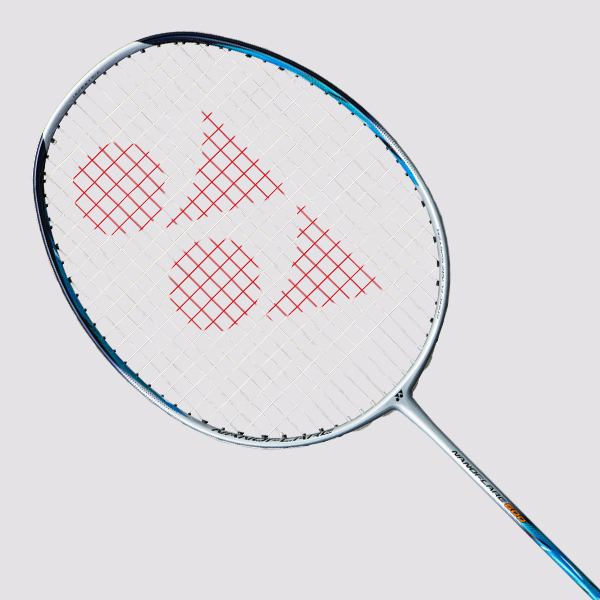 STRUNG YONEX - NANOFLARE 600 BADMINTON RACQUET